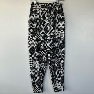 Pinwheels Black And White Pants